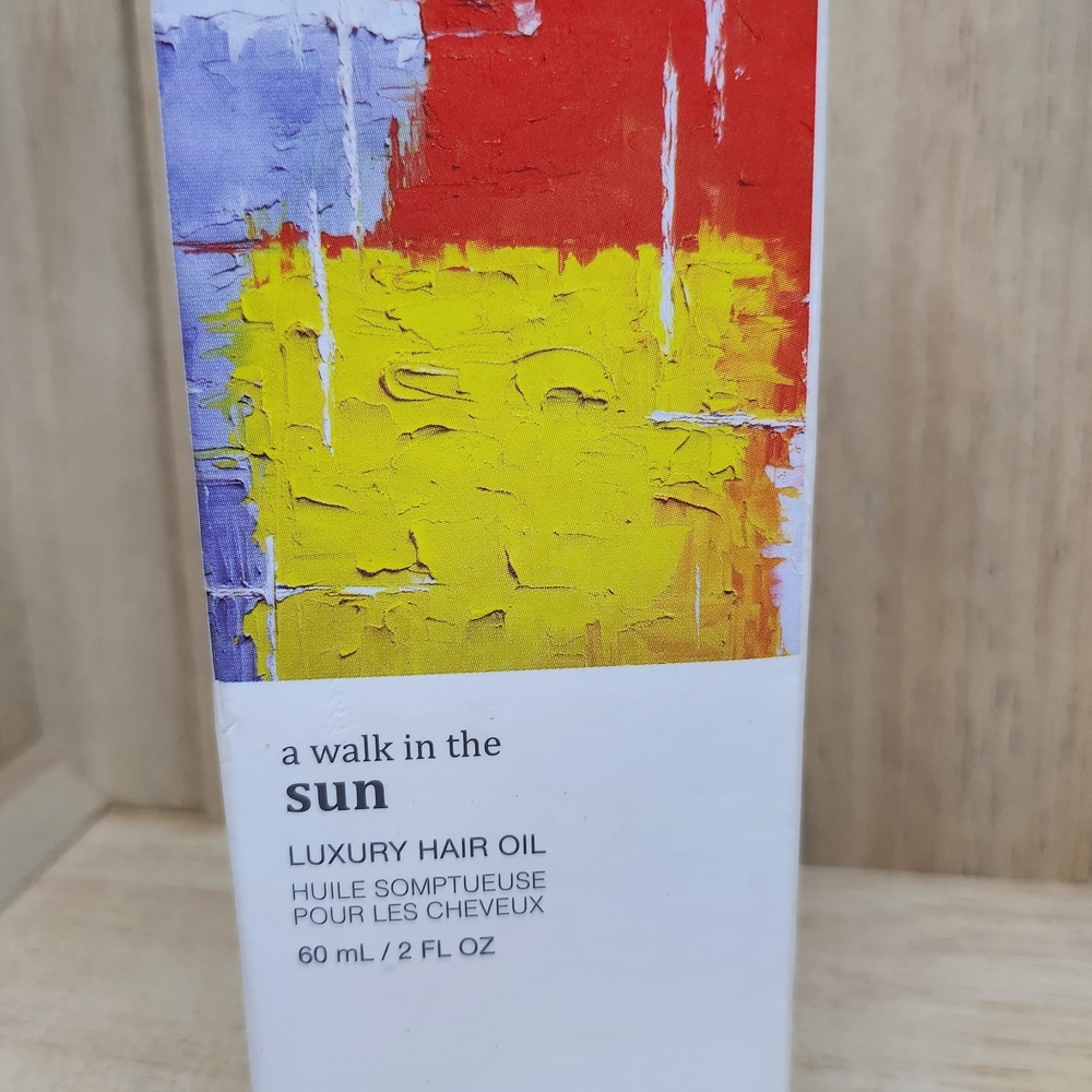 Voir -  A Walk in the Sun Luxury Hair Oil - 60ml